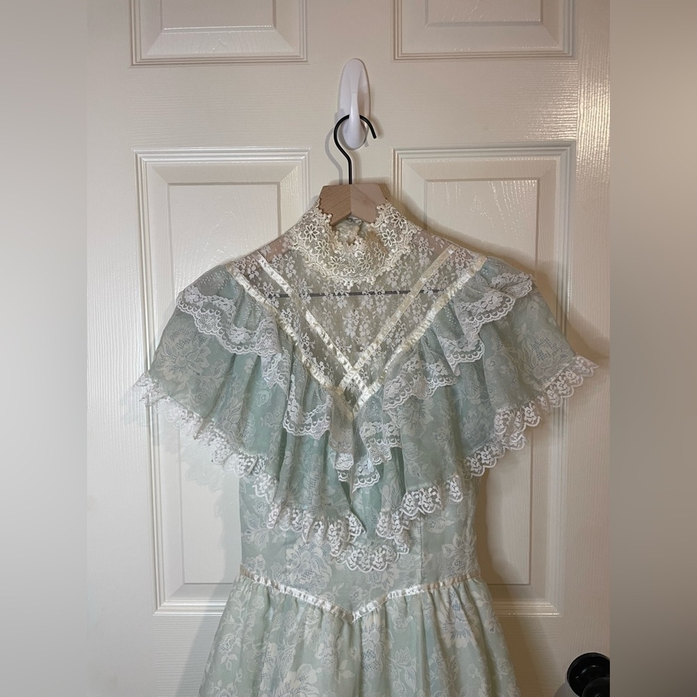 Gunne Sax Victorian Vintage 1970s Blue Floral Lace Dress in Size 5 *Rare* - Picture 2 of 16
